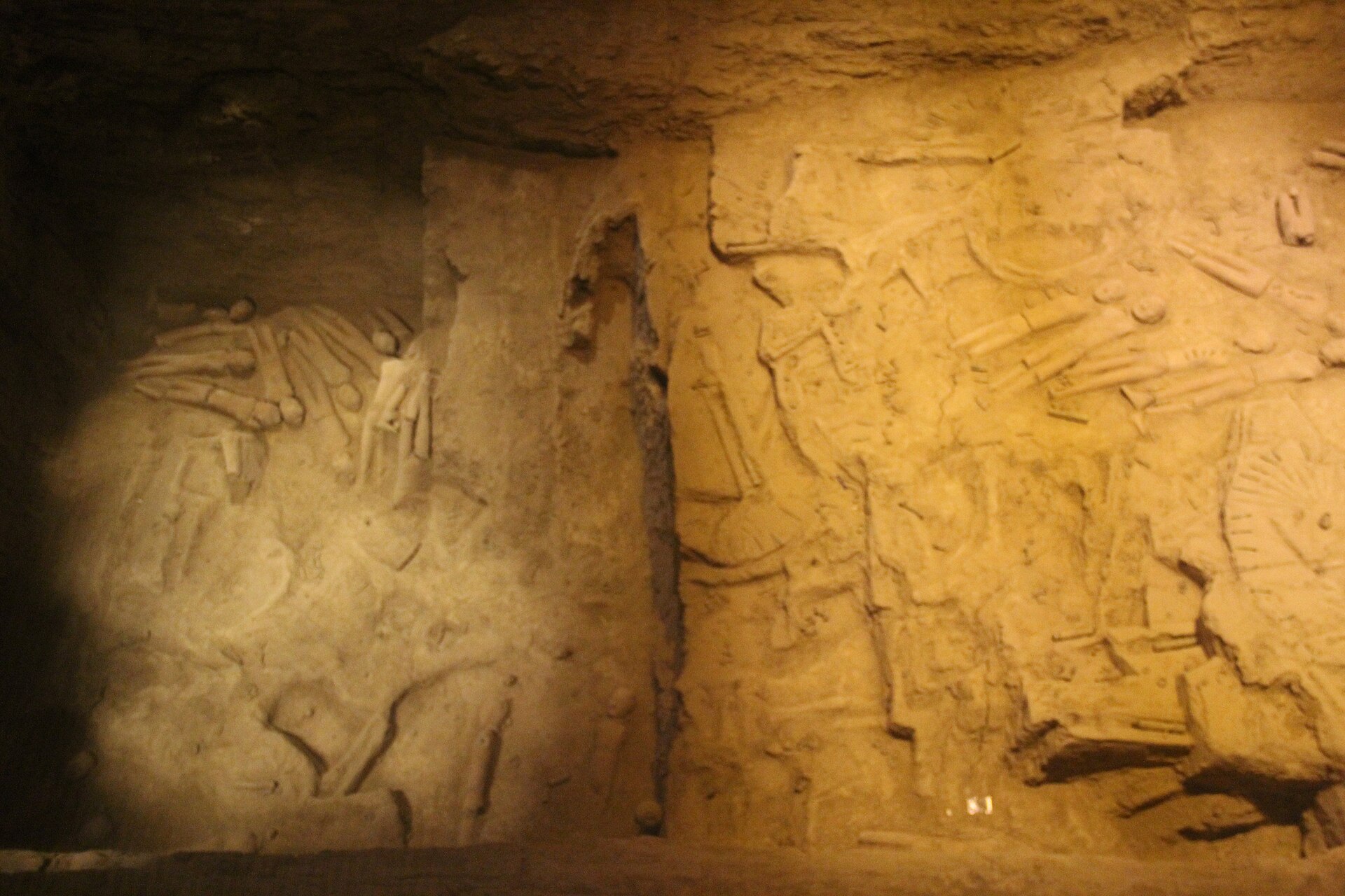 Han Yang Ling Mausoleum gallery image 3