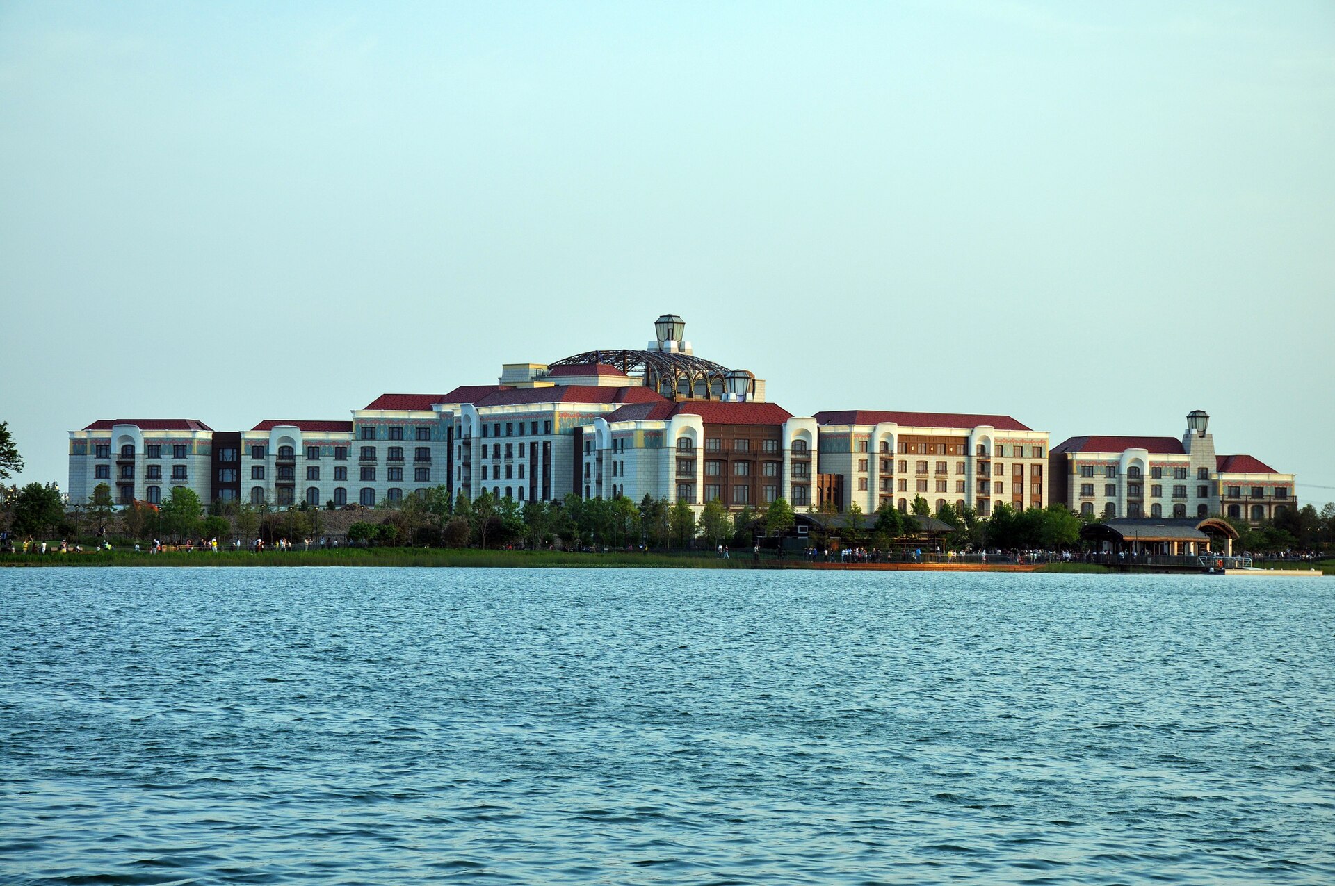 Shanghai Disneyland gallery image 1