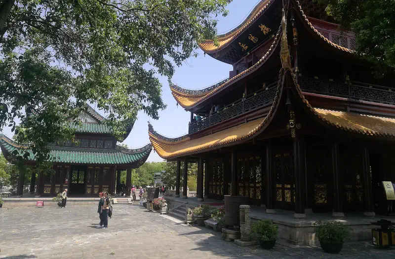 Yueyang Tower: the three-storey timber tower with upturned eaves, seen from the side